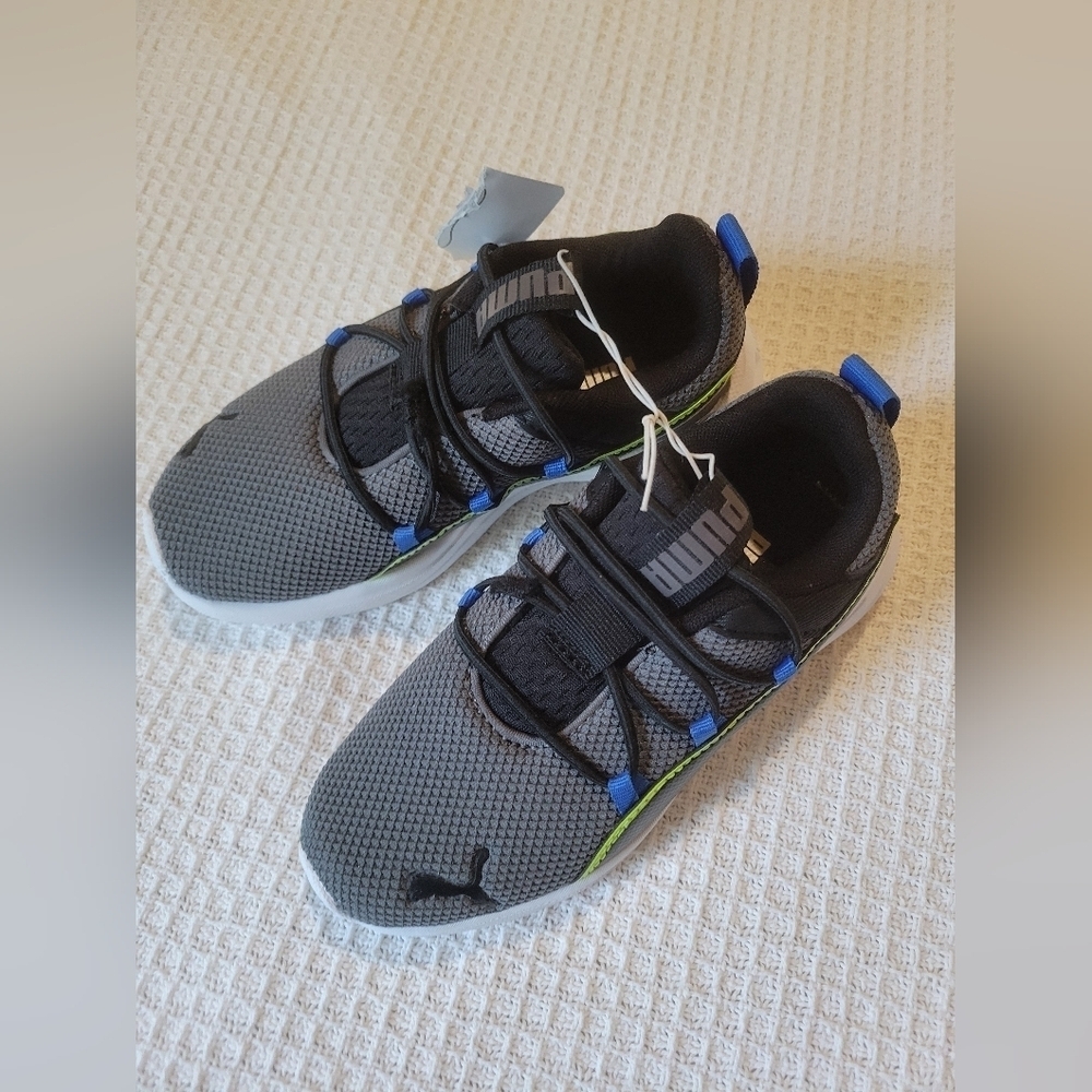 Puma Kids Sneakers - Black, Gray, and Blue - Picture 4 of 10